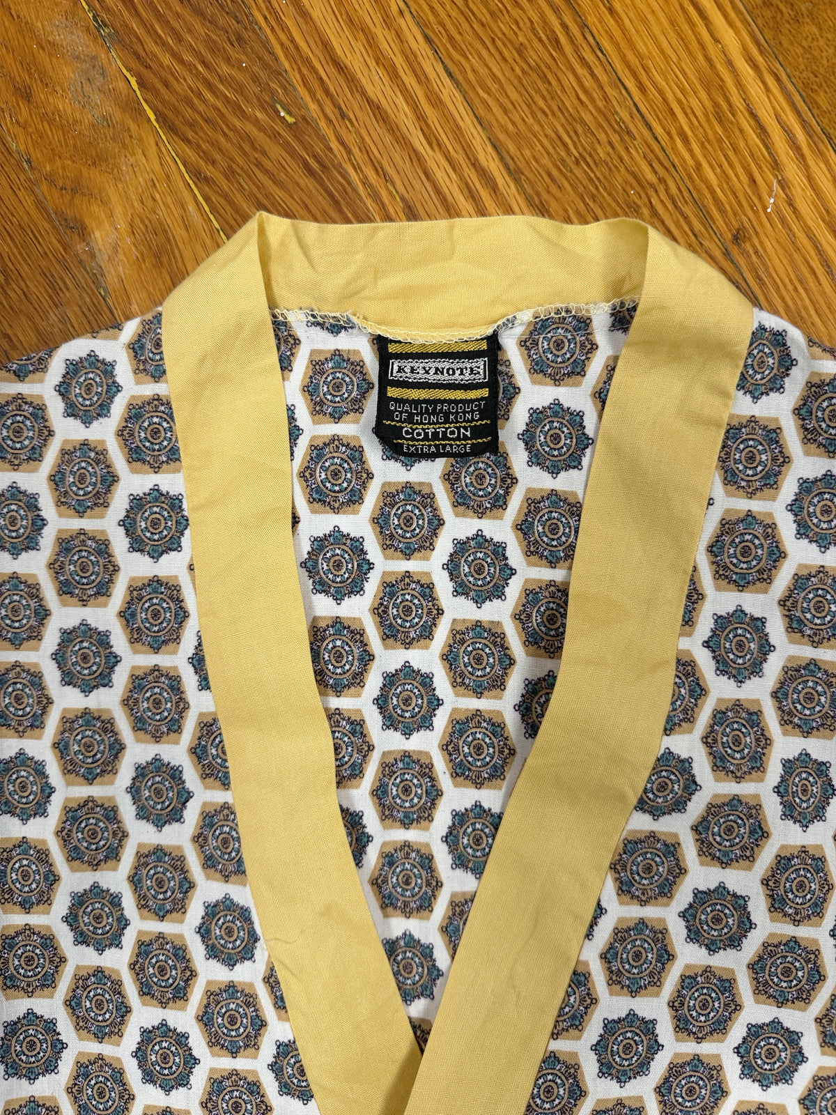 OMJ Vintage KEYNOTE pajama top with yellow V-neck trim and blue, brown, and white geometric floral cotton pattern